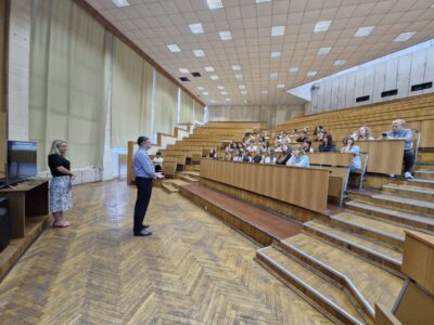 🎓 Зустріч першого набору спеціальності “Міжнародні відносини” з адміністрацією факультету 🌍
